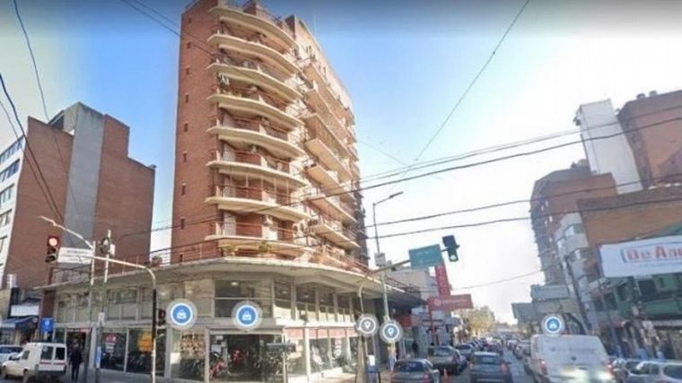 Una joven murió al caer de un balcón en Morón (Foto: NA)