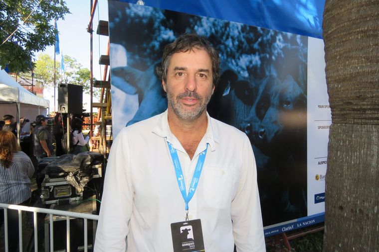 Orgullo cordobés. Groppo de Cabaña "La Sultana".