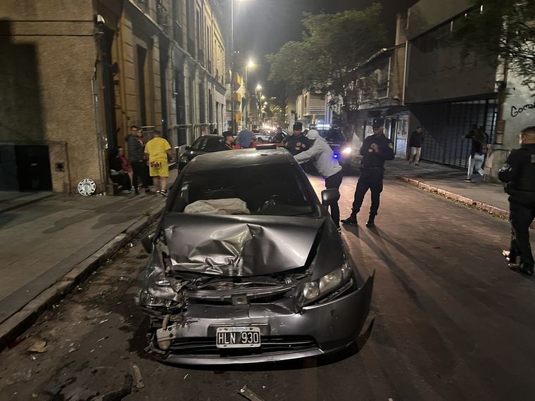 FOTO: Impactante choque en Córdoba: iba en contramano e impactó contra cuatro autos