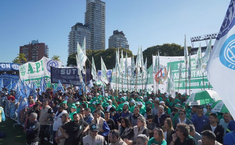 FOTO: Acto de la CGT por el Día del Trabajador en Buenos Aires.