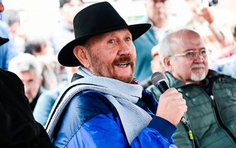 Gildo Insfrán: “Los porteños son unos reverendos hijos de su madre”.