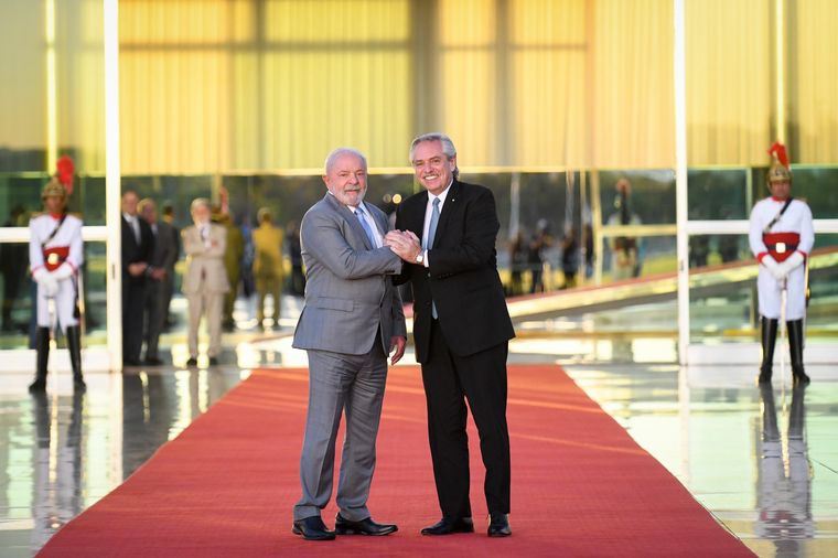 FOTO: Lula da Silva y Alberto Fernández, otra vez cara a cara. 