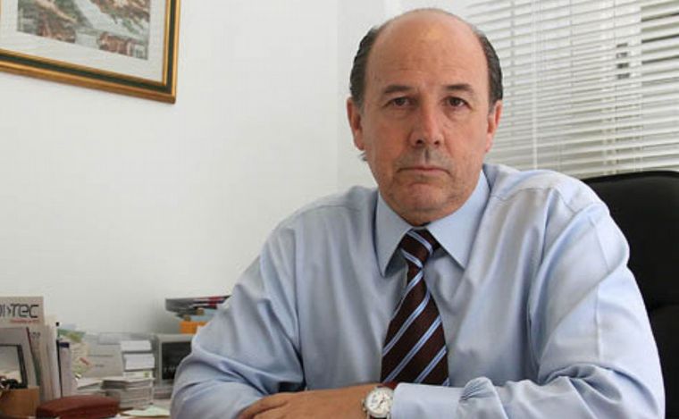 El Capitán de Corbeta retirado Armando Mayora hoy en diálogo con Cadena 3 Rosario.