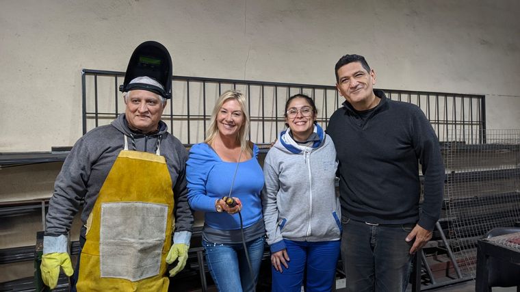Gracias al curso de herrería de la UNC pudo “forjar” su propio negocio