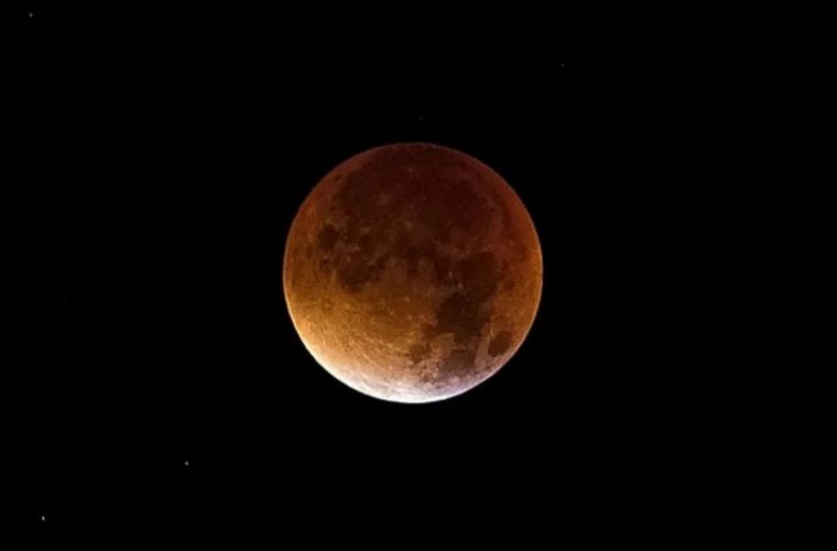 Eclipse lunar: a qué hora es, cómo y dónde se verá