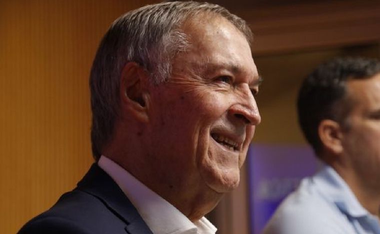 Juan Schiaretti en Cadena 3. (Foto: Daniel Cáceres/Cadena 3)