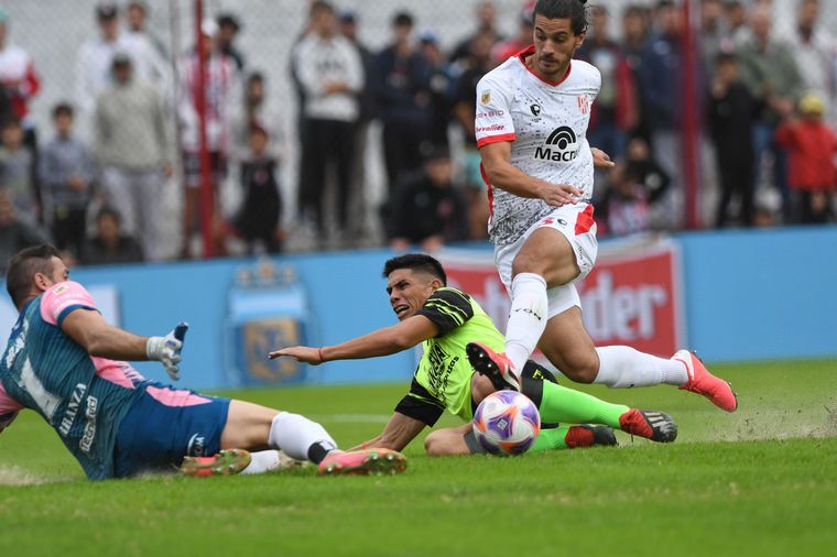 Barracas vs Instituto, el duelo que abre la fecha.