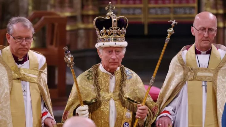 FOTO: Los momentos más importantes de la coronación de Carlos III