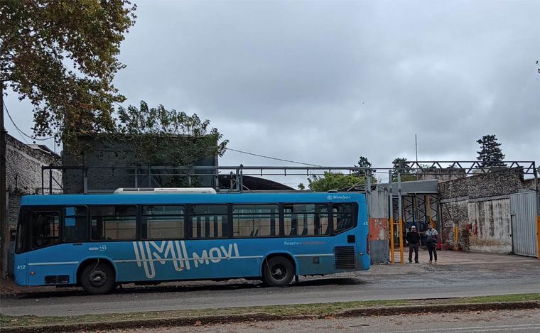 Brutal agresión a colectivera en intento de robo: asamblea y pedido de seguridad.
