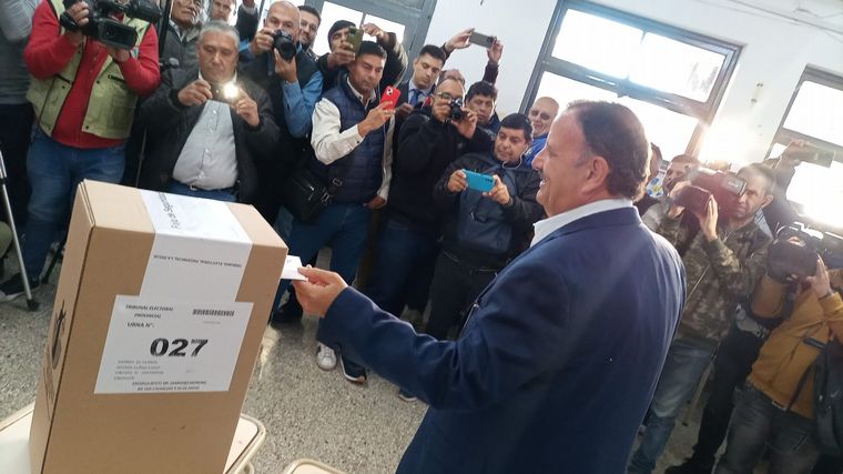 Ricardo Quintela votó en las elecciones de este domingo en La Rioja