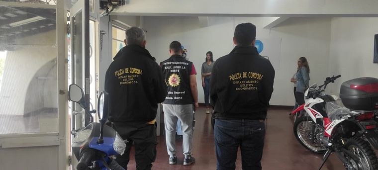 Detienen a 11 empresarios acusados de estafas con las ventas de motos