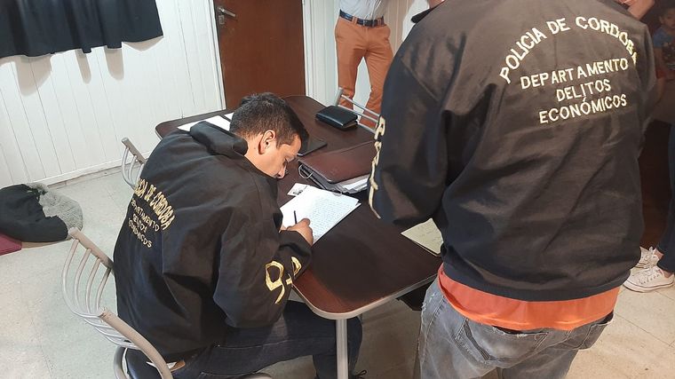 Detienen a 11 empresarios acusados de estafas con las ventas de motos