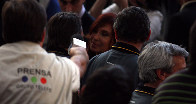 Militantes peronistas y de otros partidos políticos se movilizaron en Córdoba