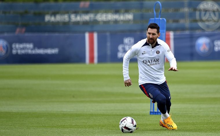 Lionel Messi será titular ante el Ajaccio (Foto: @PSG_espanol).