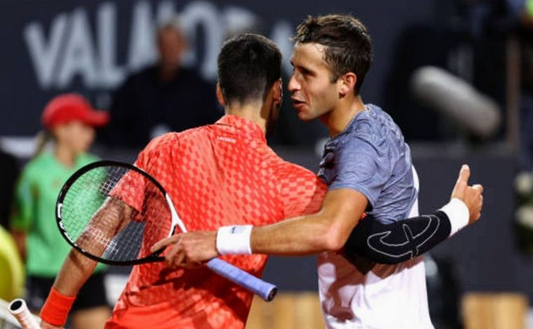 Tomás Echeverry dio batalla pero no pudo con Novak Djokovic. 