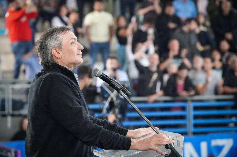 Máximo Kirchner cerró el Congreso del PJ bonaerense.