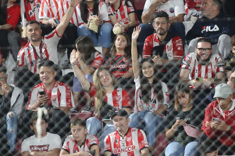 Buscate en las tribunas del "Monumental" de Alta Córdoba.