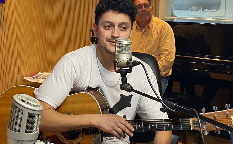 Lucho Arrieta visitó Cadena 3.