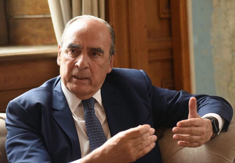 El dedo en la llaga: Francos trata de poner racionalidad política episode artwork