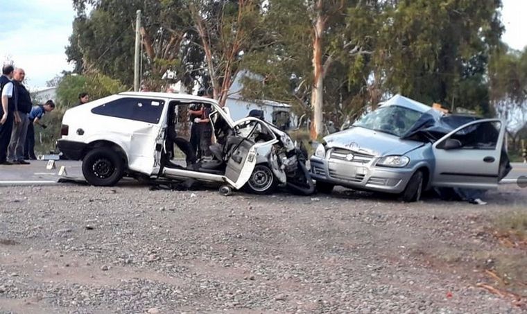 Tres muertos y cinco heridos en un choque frontal en Mendoza - Noticias ...