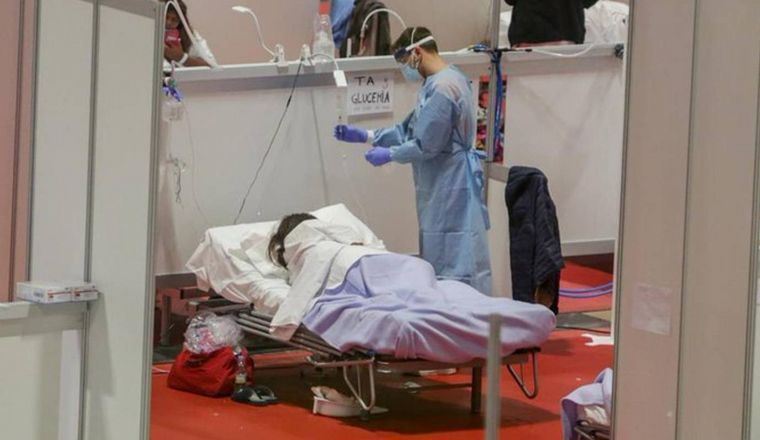 España: cae cifra diaria de muertos y suben los contagios - Noticias ...